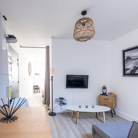 Appartement Cosy Face A La Basilique Saint Remi Reims Exterior foto