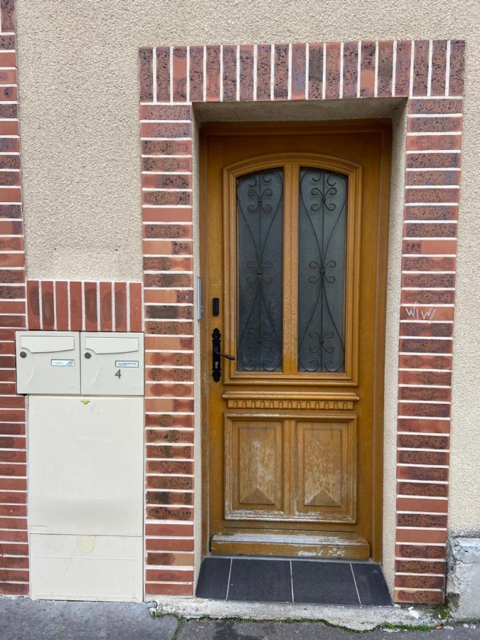 Appartement Cosy Face A La Basilique Saint Remi Reims Exterior foto